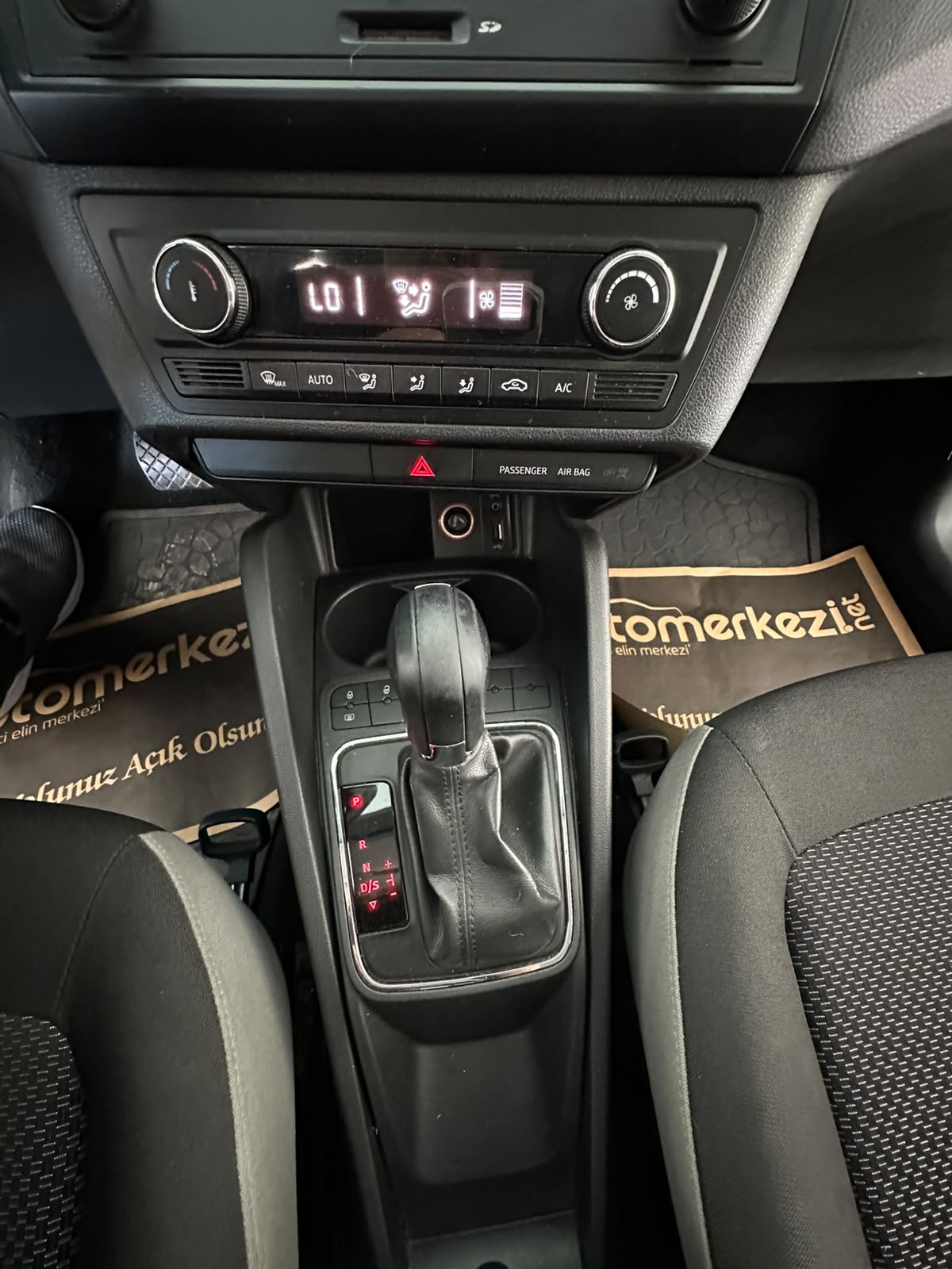 SEAT IBIZA 36